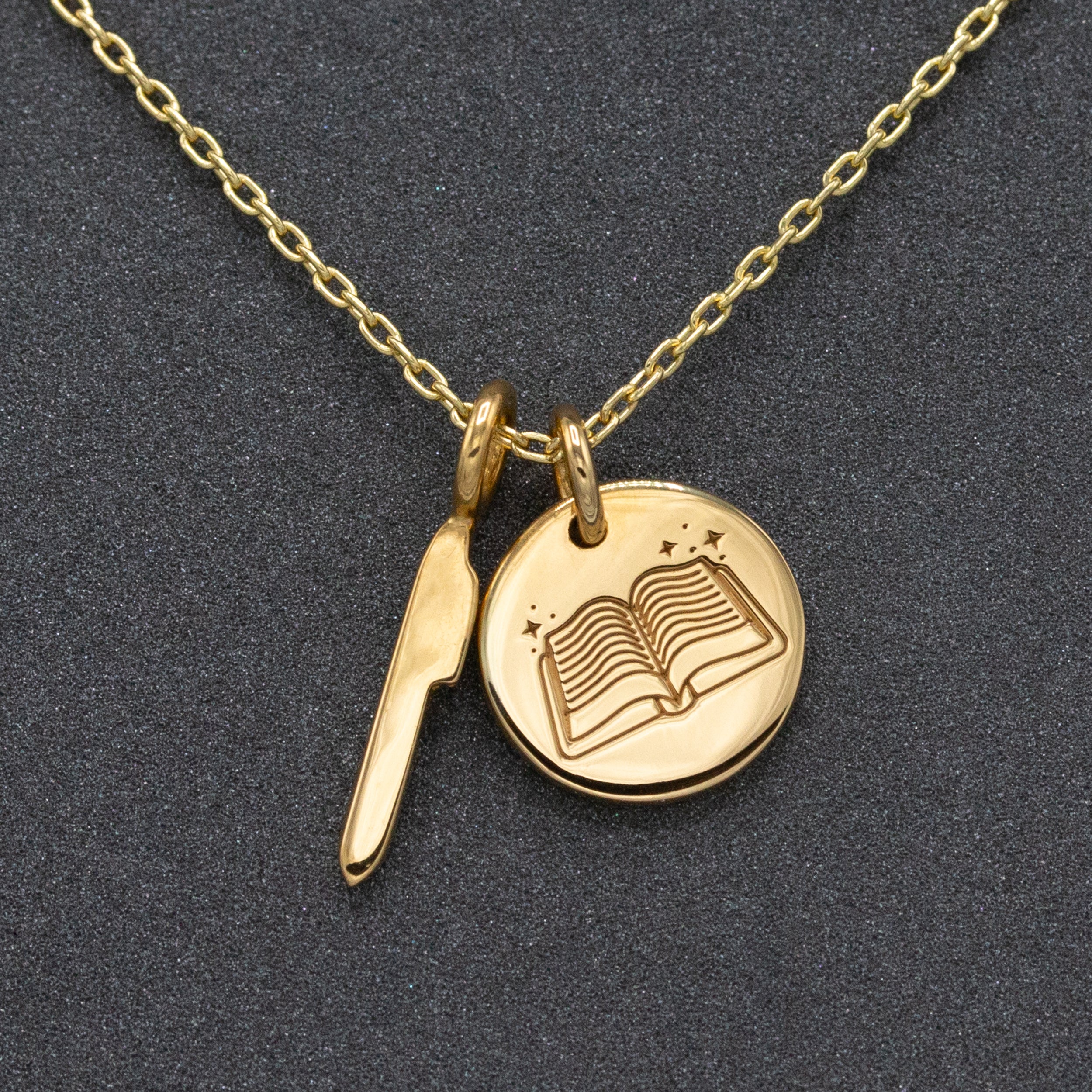 Weelday Pen necklace set in gold | ASOS
